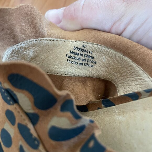 Free People Leopard Ruffle Block Heel Sandals – Size 40 (US 9/9.5) - Picture 3 of 5